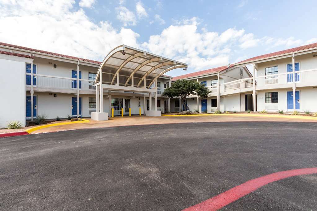 Motel 6-Dallas, Tx - Farmers Branch Exterior photo